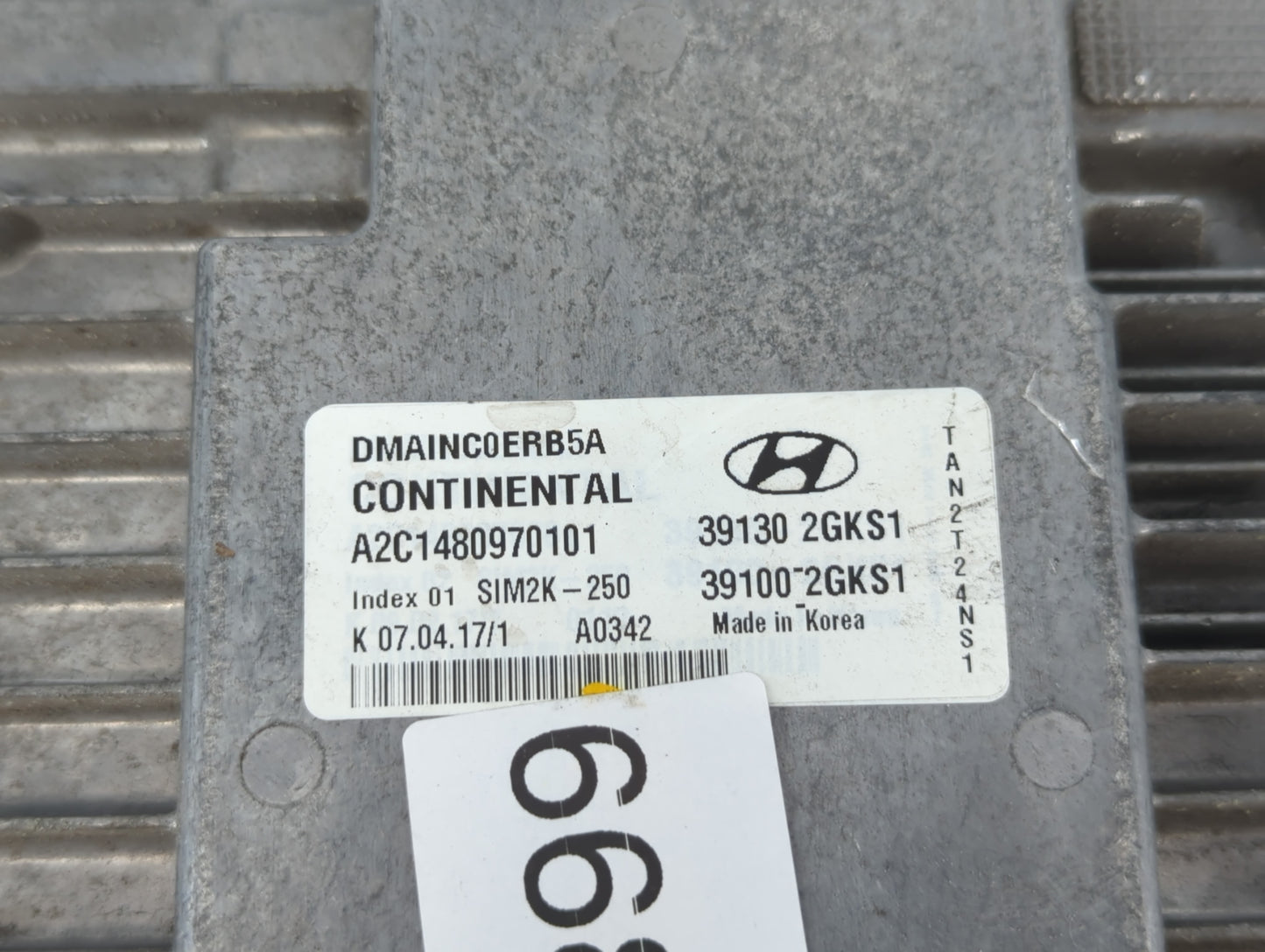 2018 Hyundai Santa Fe PCM Engine Control Computer ECU ECM PCU OEM P/N:A2C1480970101 39130-2GKS1, 39100-2GKS1 Fits OEM Used A