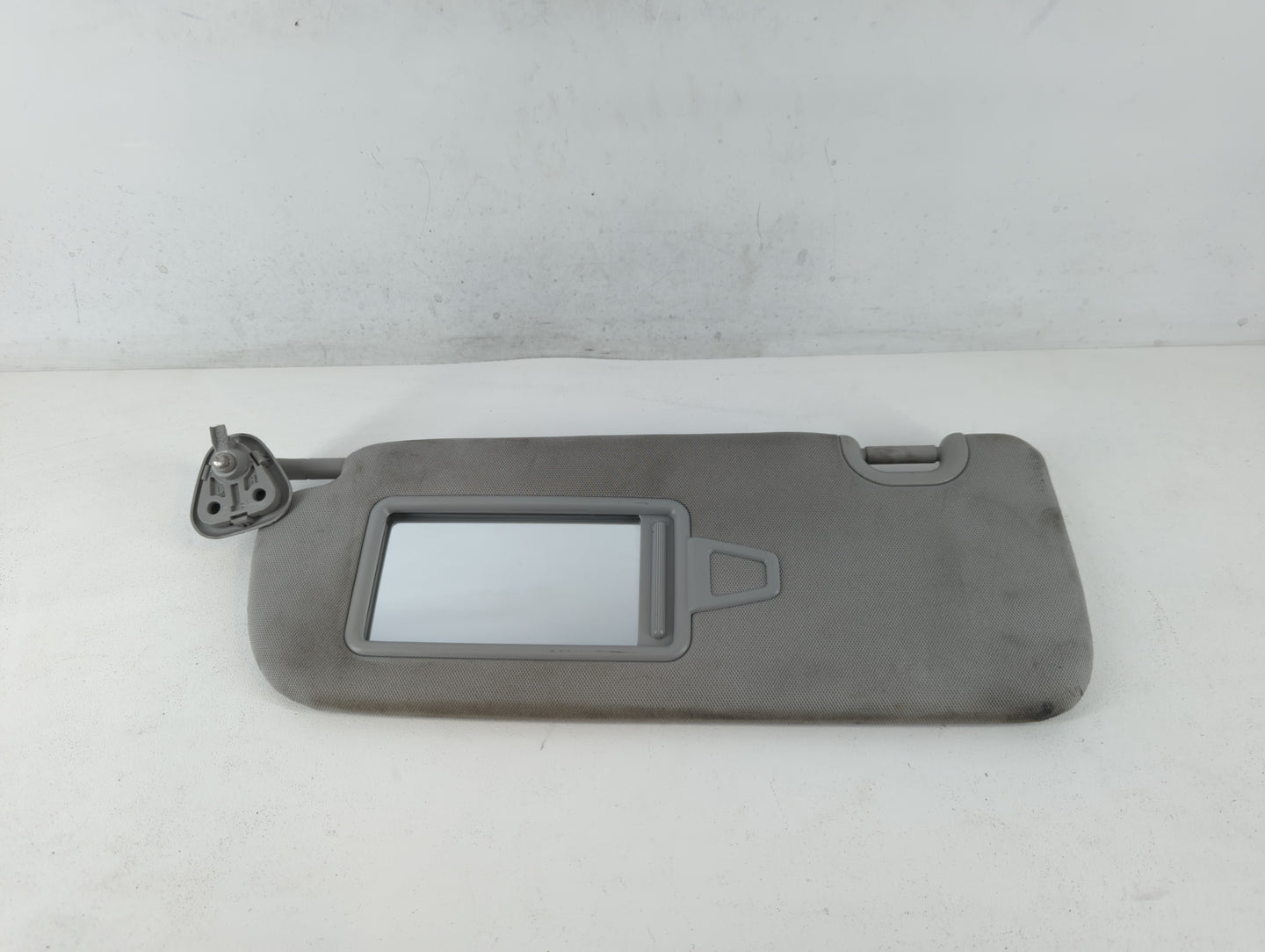 2013-2019 Hyundai Santa Fe Sun Visor Shade Replacement Driver Left Mirror Fits Fits 2013 2014 2015 2016 2017 2018 2019 OEM U