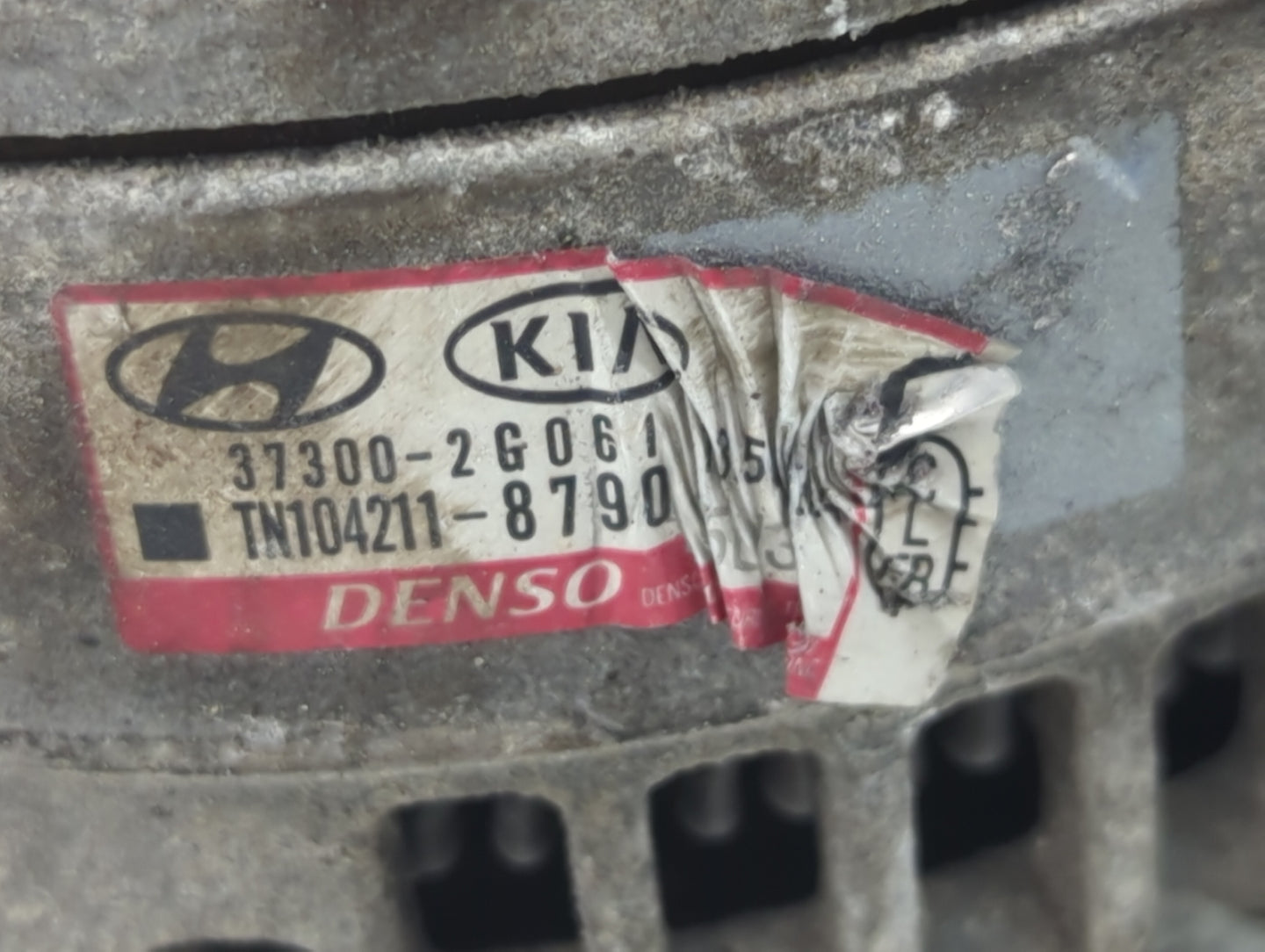 2019-2020 Hyundai Santa Fe Alternator Replacement Generator Charging Assembly Engine OEM P/N:TN104211-8790 37300-2G061 Fits 