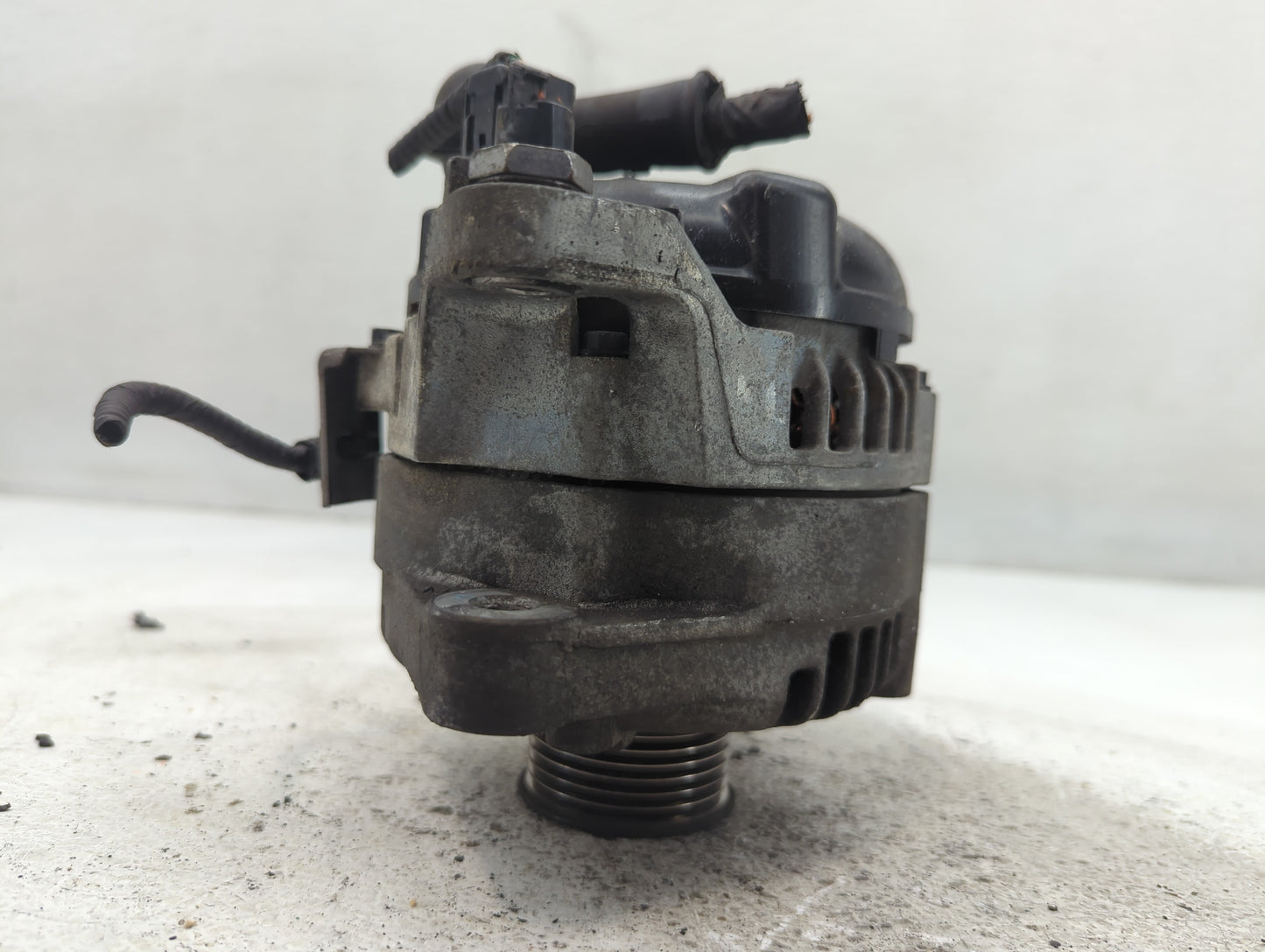 2019-2020 Hyundai Santa Fe Alternator Replacement Generator Charging Assembly Engine OEM P/N:TN104211-8790 37300-2G061 Fits 