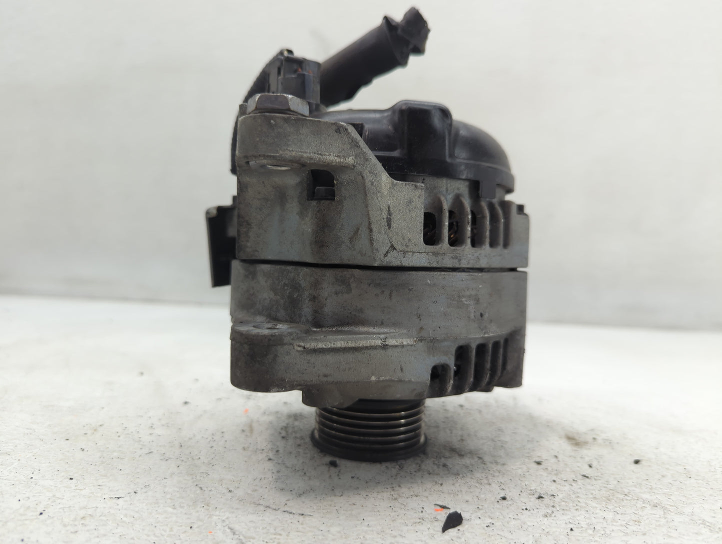 2019-2020 Hyundai Santa Fe Alternator Replacement Generator Charging Assembly Engine OEM P/N:37300-2G061 Fits OEM Used Auto 