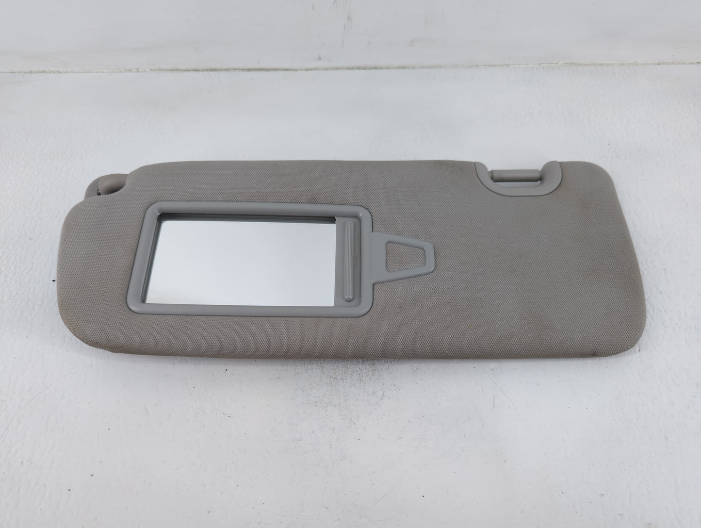 2013-2019 Hyundai Santa Fe Sun Visor Shade Replacement Driver Left Mirror Fits Fits 2013 2014 2015 2016 2017 2018 2019 OEM U