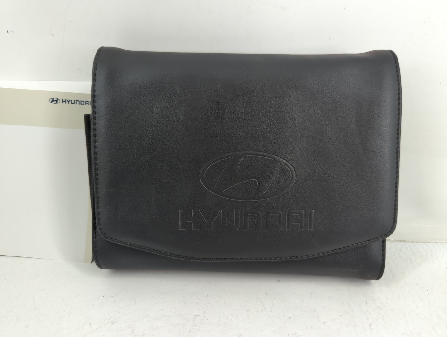 2018 Hyundai Santa Fe Owners Manual Book Guide P/N:J2W0-EU7NC OEM Used Auto Parts - Oemusedautoparts1.com