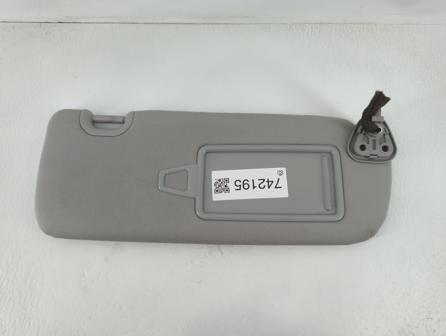 2013-2019 Hyundai Santa Fe Sun Visor Shade Replacement Passenger Right Mirror Fits Fits 2013 2014 2015 2016 2017 2018 2019 O