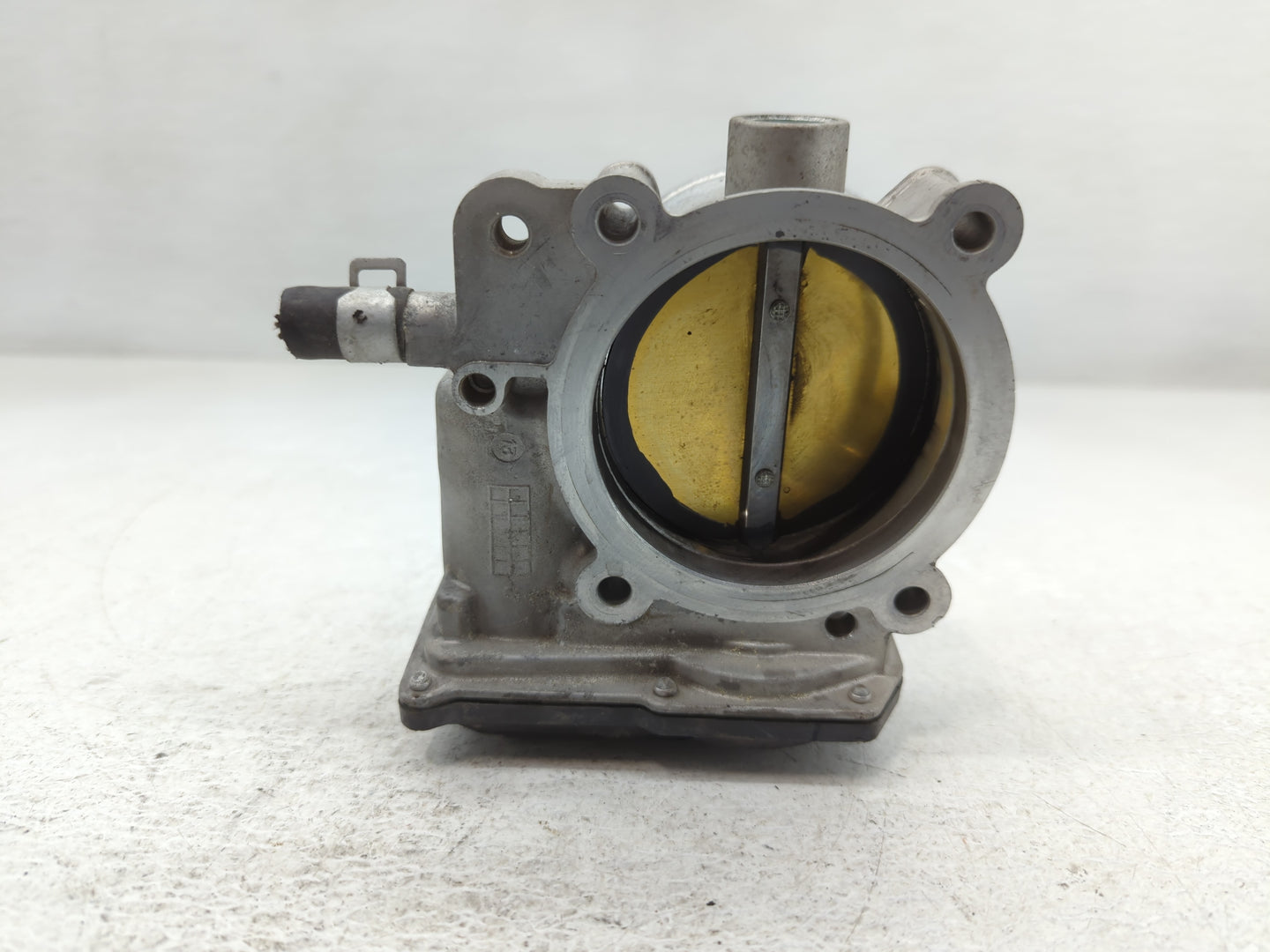 2013-2018 Hyundai Santa Fe Throttle Body P/N:35100-3CAA0 Fits Fits 2012 2013 2014 2015 2016 2017 2018 OEM Used Auto Parts - 