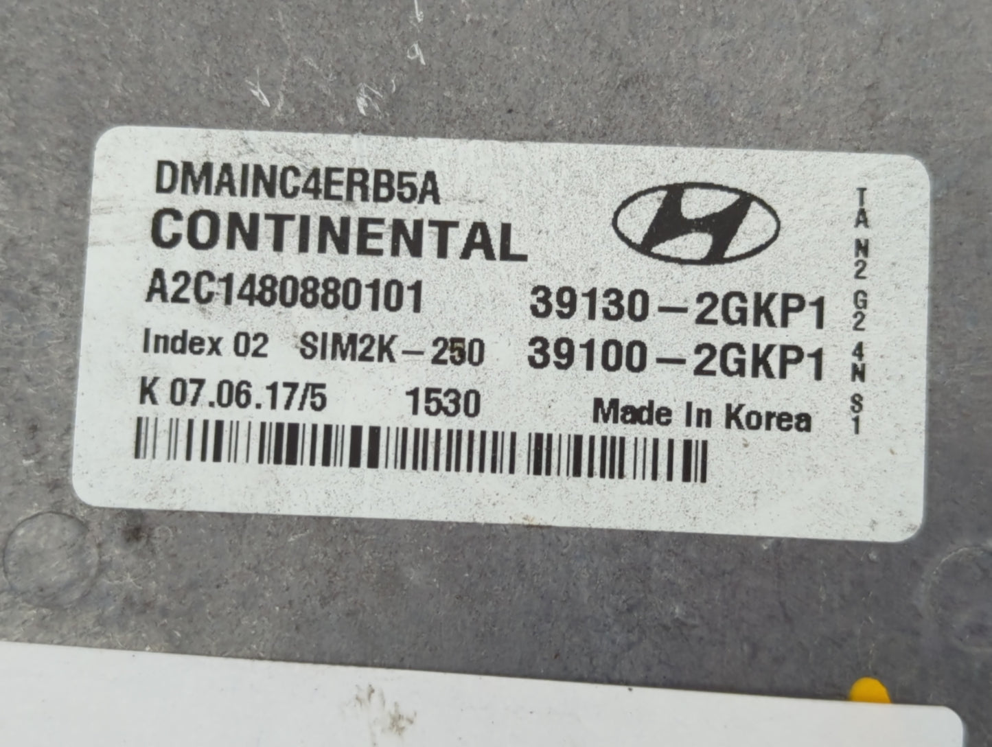 2018 Hyundai Santa Fe PCM Engine Control Computer ECU ECM PCU OEM P/N:39100-2GKP1 39130-2GKP1 Fits OEM Used Auto Parts - Oem