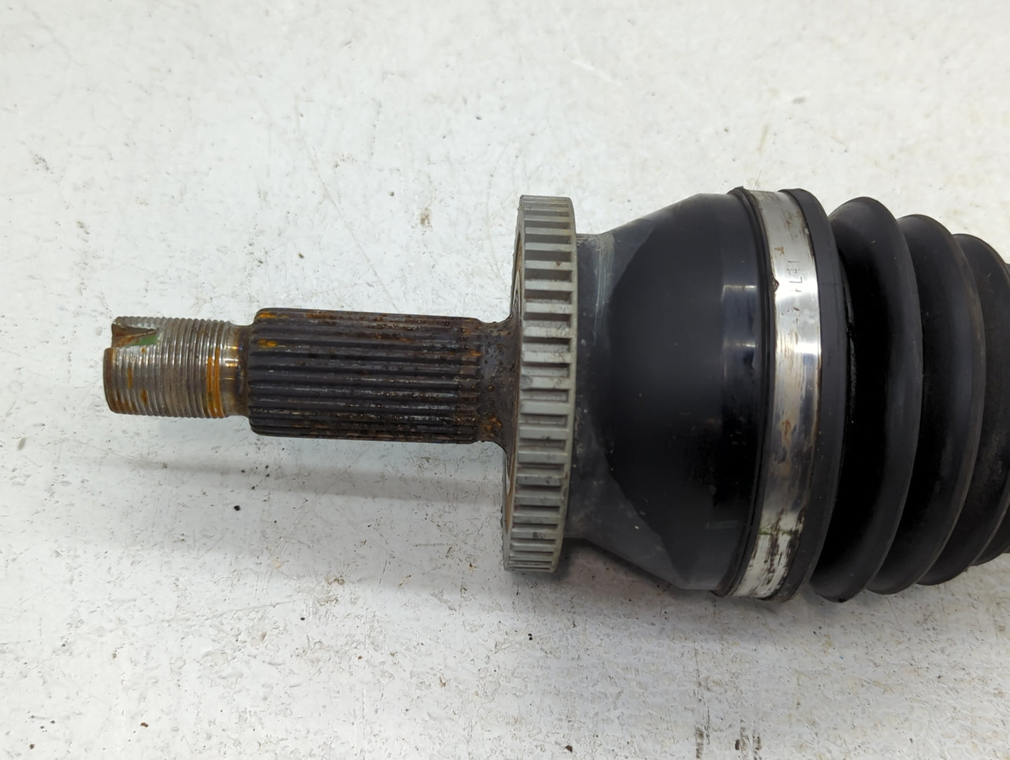 2018 Hyundai Santa Fe Axle Shaft Front Passenger Cv C/v - Oemusedautoparts1.com