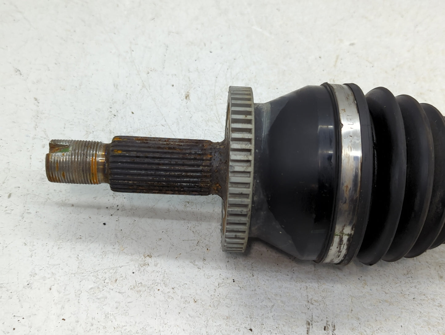 2018 Hyundai Santa Fe Axle Shaft Front Passenger Cv C/v - Oemusedautoparts1.com