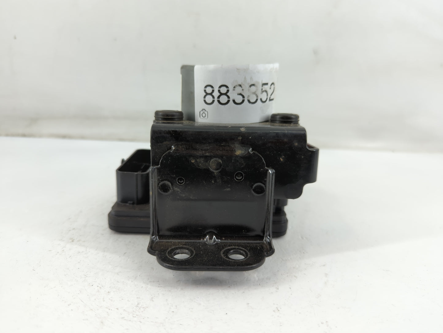2017-2018 Hyundai Santa Fe ABS Pump Control Module Replacement P/N:58920-B8AC0 Fits Fits 2017 2018 OEM Used Auto Parts - Oem
