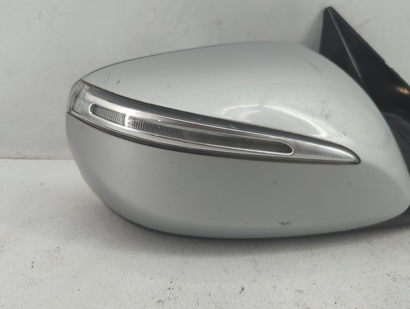 2018 Hyundai Santa Fe Sport Passenger Side View Mirror - Right Door Mirror OEM Used - Oemusedautoparts1.com