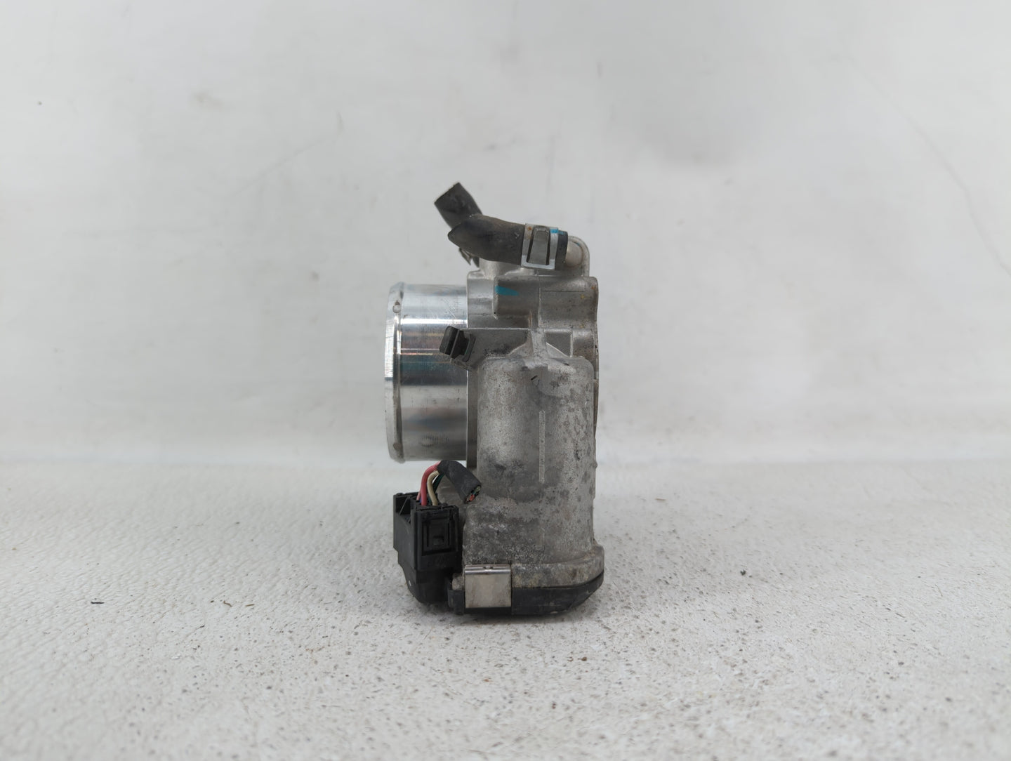 2018 Hyundai Santa Fe Sport Throttle Body P/N:0 280 750 618 35100-2G600 Fits Fits 2015 2016 2017 2019 OEM Used Auto Parts - 