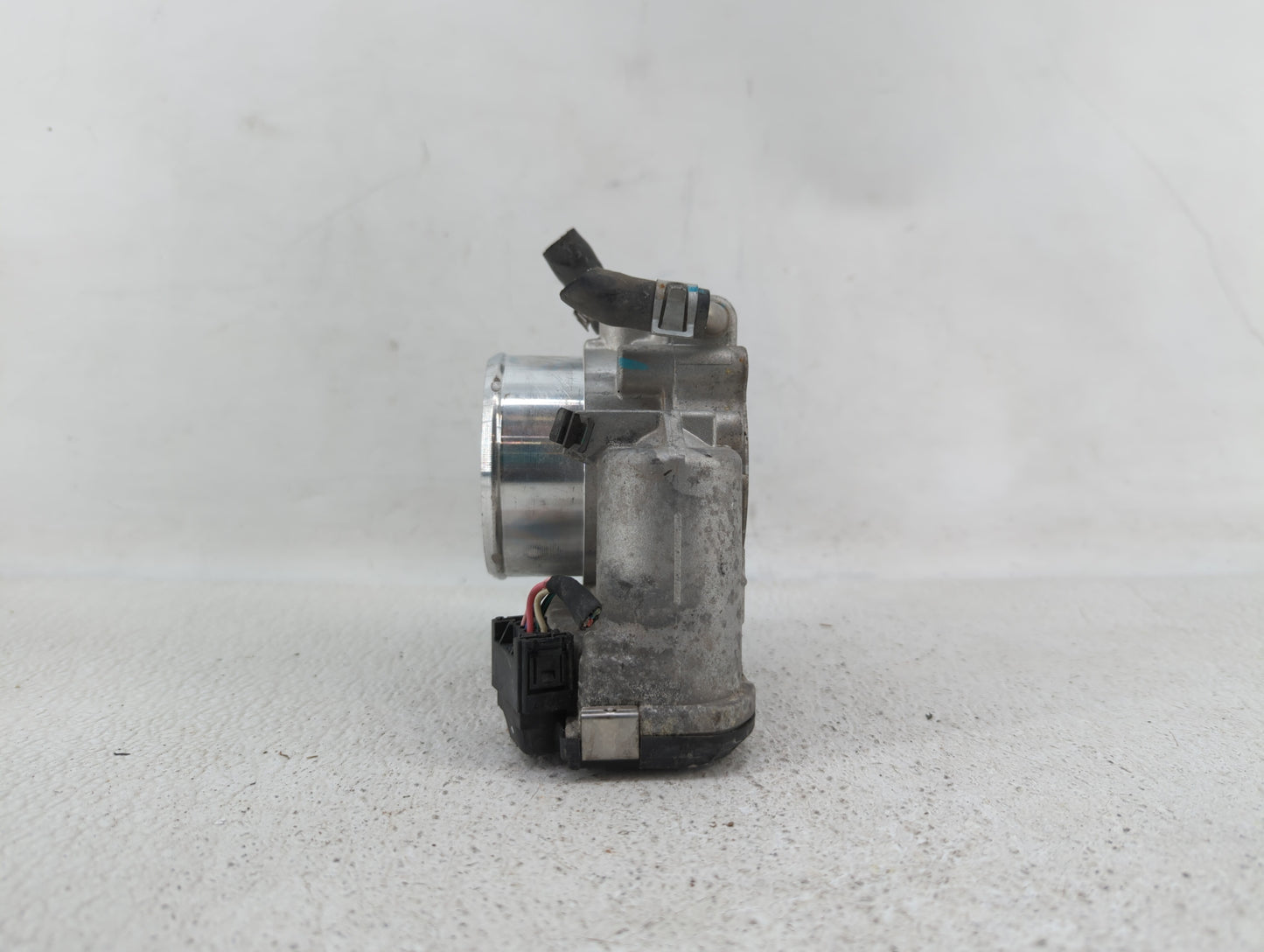 2018 Hyundai Santa Fe Sport Throttle Body P/N:0 280 750 618 35100-2G600 Fits Fits 2015 2016 2017 2019 OEM Used Auto Parts - 