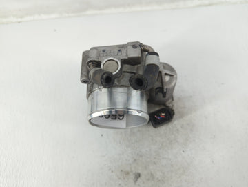 2018 Hyundai Santa Fe Sport Throttle Body P/N:35100-2G600 Fits Fits 2015 2016 2017 2019 2020 2021 OEM Used Auto Parts