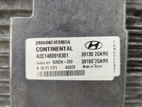 2018 Hyundai Santa Fe Sport PCM Engine Control Computer ECU ECM PCU OEM P/N:39130 2GKR6 39100 2GKR6 OEM Used Auto Parts - Oe