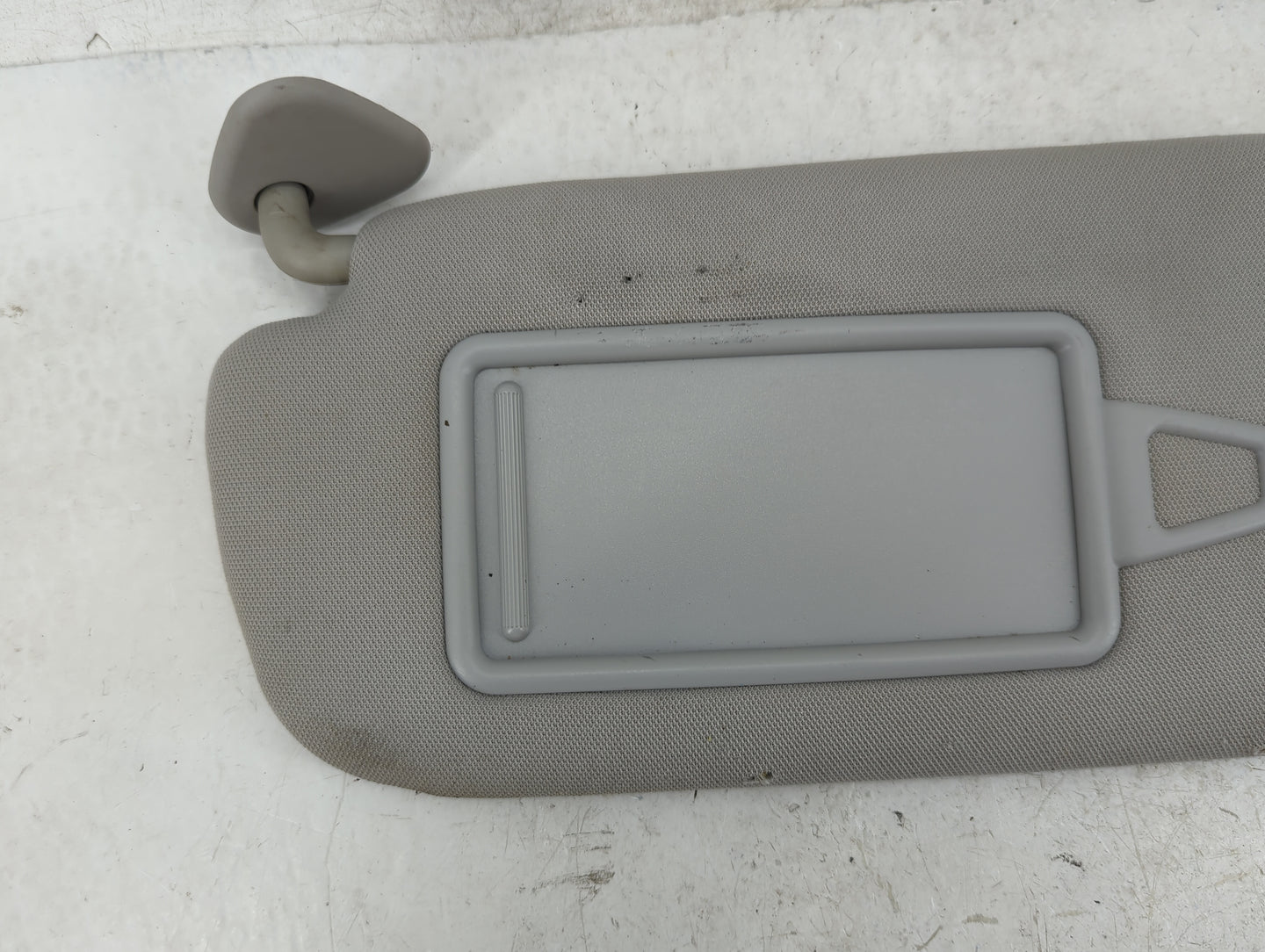 2018 Hyundai Santa Fe Sport Sun Visor Shade Replacement Driver Left Mirror Fits Fits 2013 2014 2015 2016 2017 2019 OEM Used 