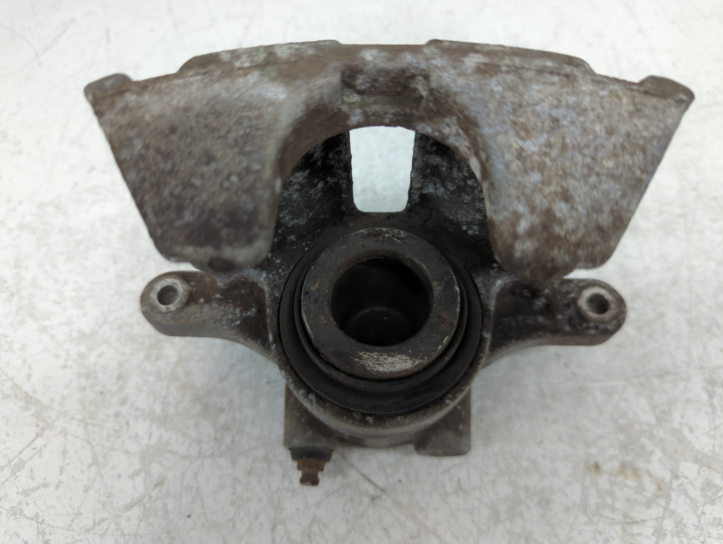 Hyundai Santa Fe Sport Rear Passenger Right Brake Caliper - Oemusedautoparts1.com