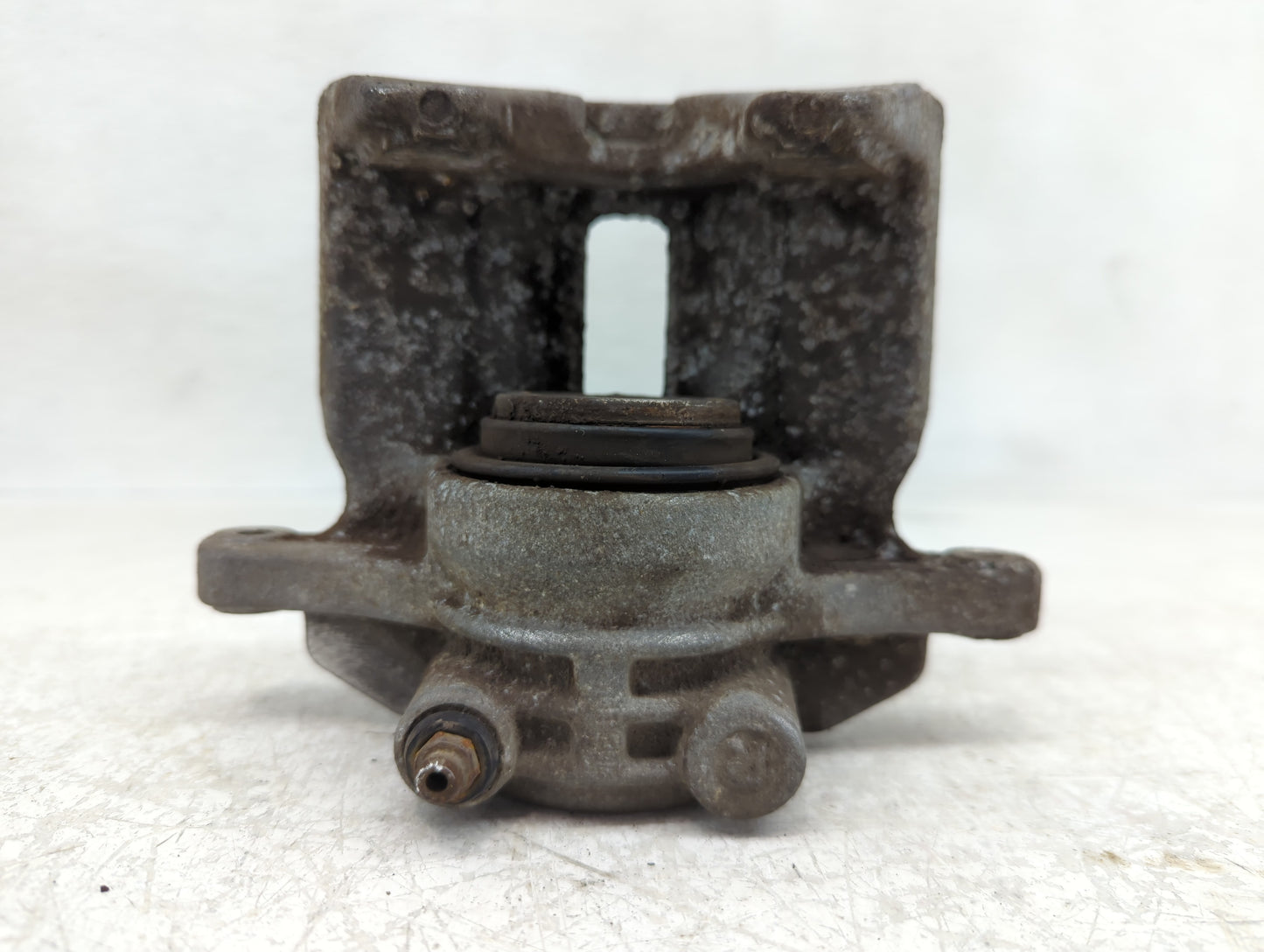 Hyundai Santa Fe Sport Rear Passenger Right Brake Caliper - Oemusedautoparts1.com