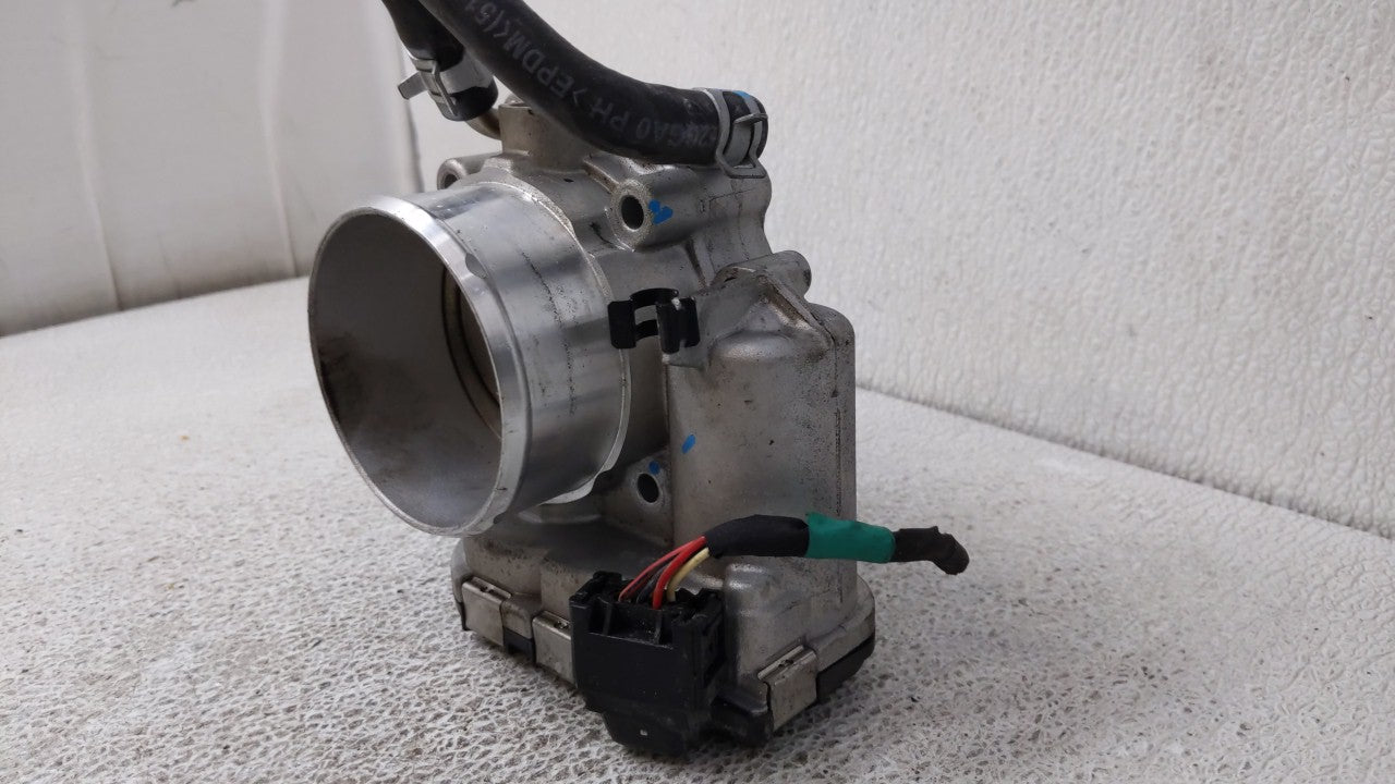 2015-2019 Hyundai Sonata Throttle Body P/N:35100-2G600 Fits Fits 2015 2016 2017 2018 2019 2020 2021 OEM Used Auto Parts - Oe