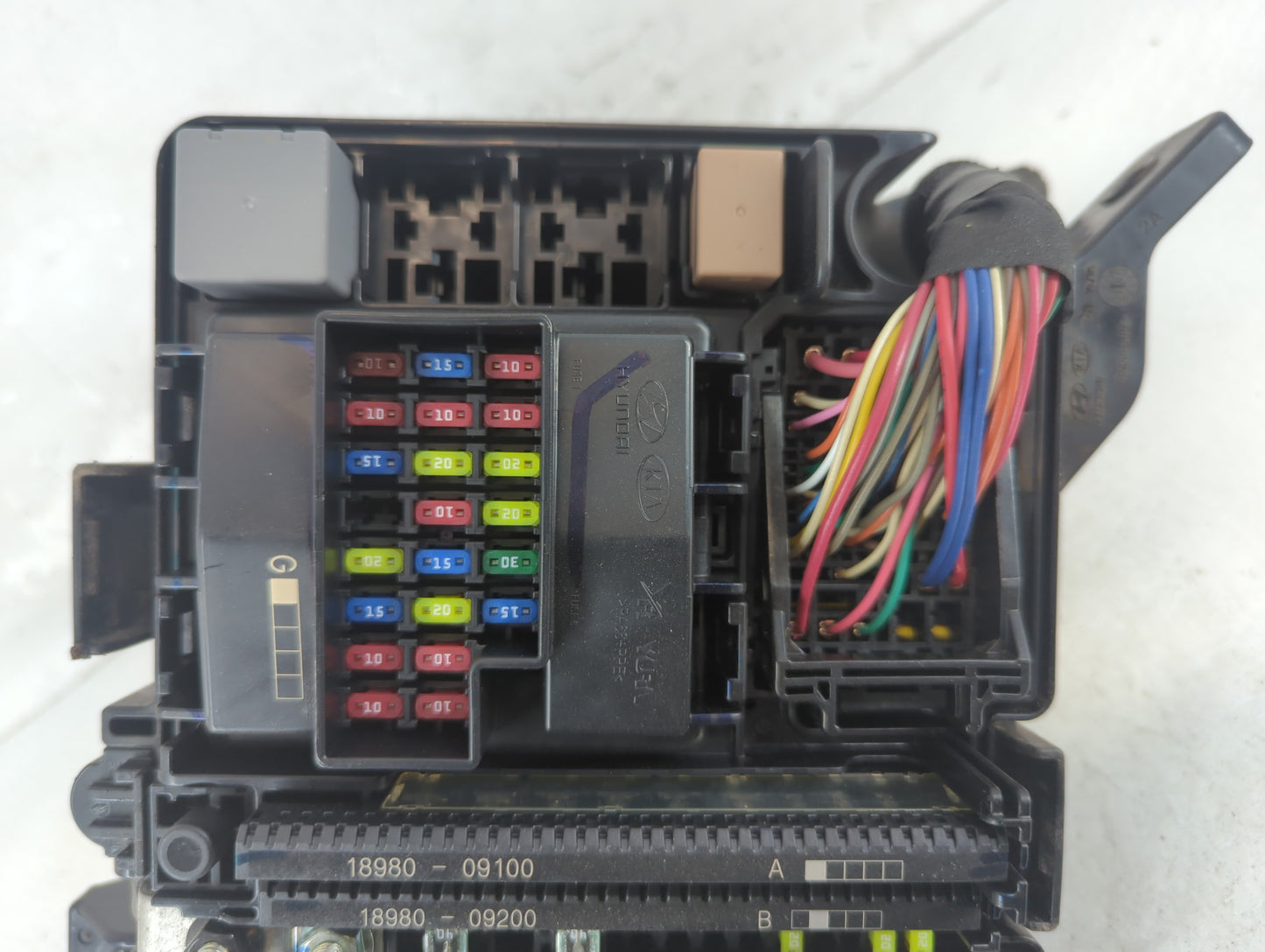 2018-2019 Hyundai Sonata Fusebox Fuse Box Panel Relay Module P/N:91951-C2850 Fits Fits 2018 2019 OEM Used Auto Parts - Oemus