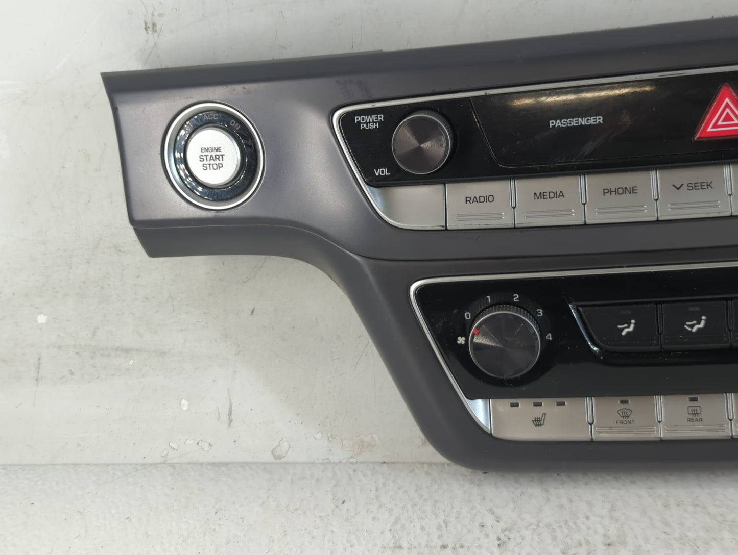 2018-2019 Hyundai Sonata Climate Control Module Temperature AC/Heater Replacement P/N:97250-C2AB0ZL5 Fits Fits 2018 2019 OEM