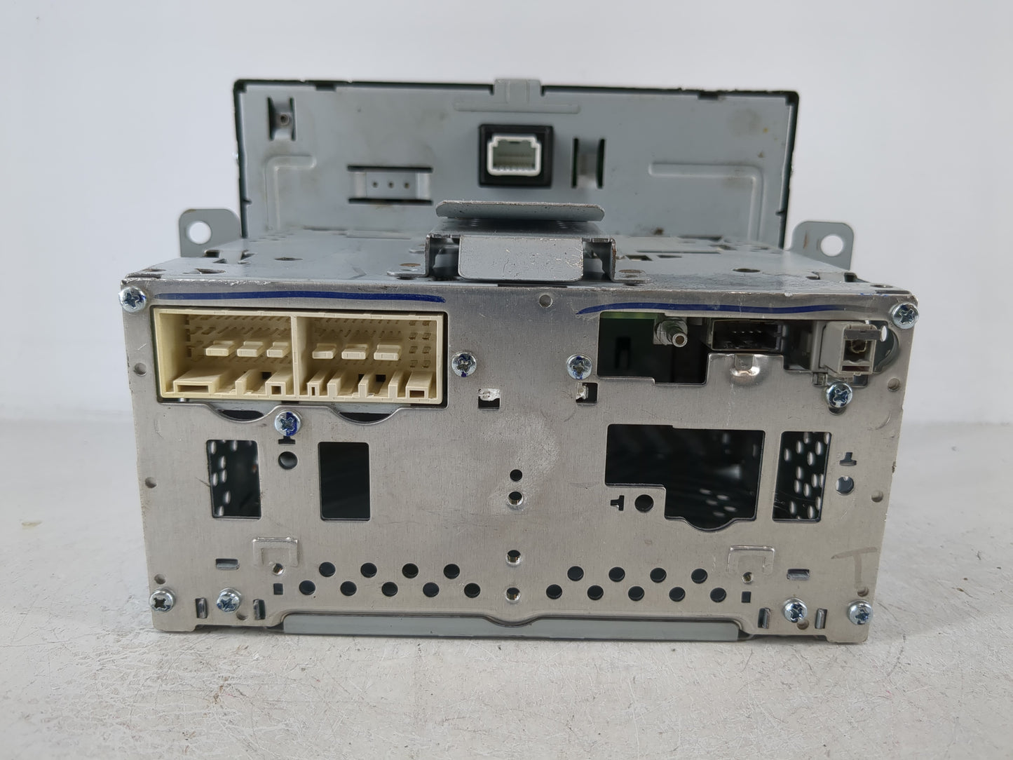 2018-2019 Hyundai Sonata Radio AM FM Cd Player Receiver Replacement P/N:96160C2UA04X Fits Fits 2018 2019 OEM Used Auto Parts