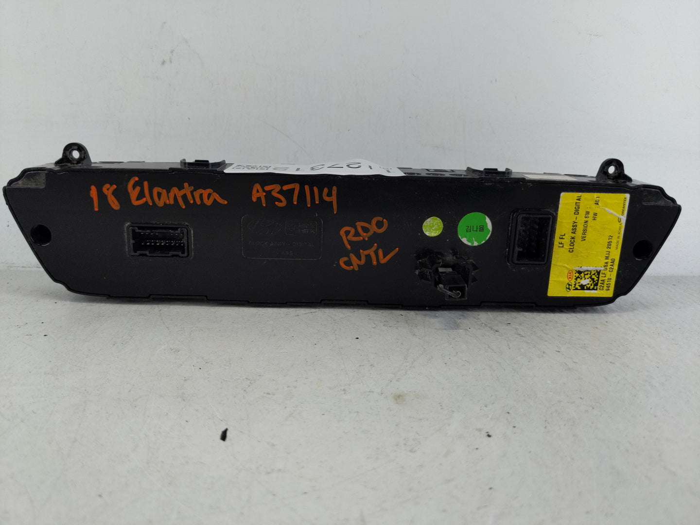 2018-2019 Hyundai Sonata Radio AM FM Cd Player Receiver Replacement P/N:94510-C2AA0 Fits Fits 2018 2019 OEM Used Auto Parts 