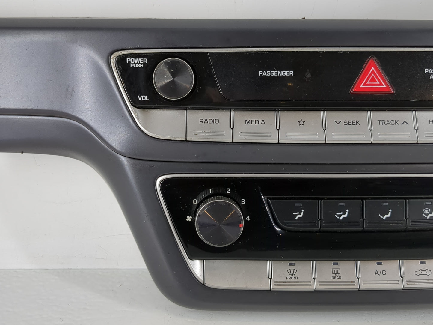 2018-2019 Hyundai Sonata Climate Control Module Temperature AC/Heater Replacement P/N:97250-C2AA0ZL5 Fits Fits 2018 2019 OEM