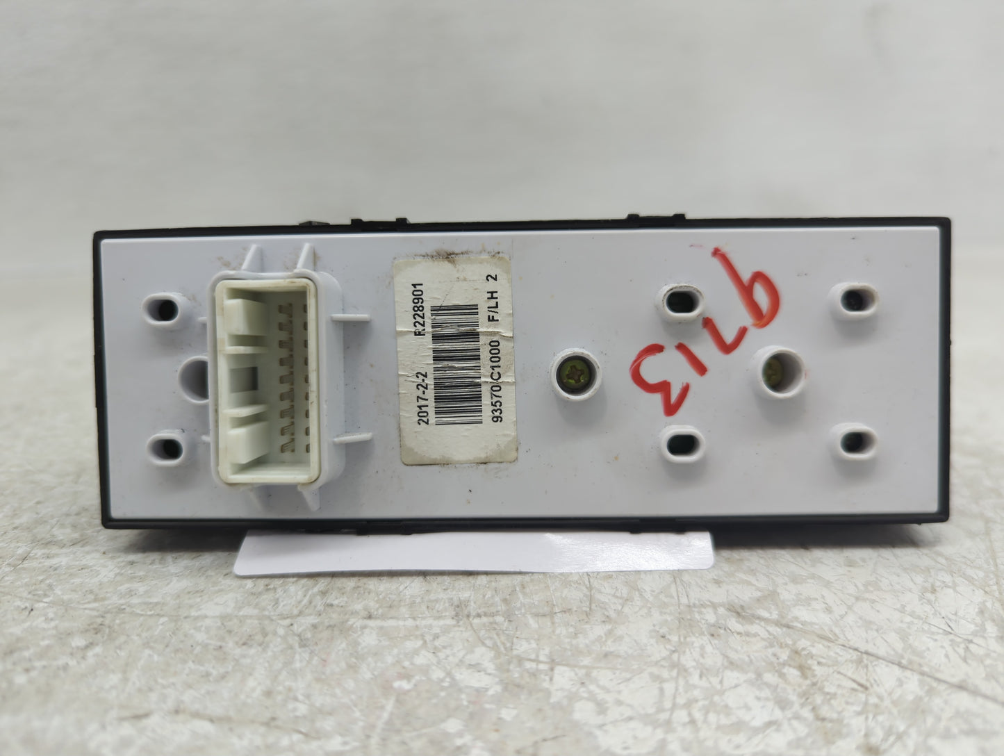 2015-2019 Hyundai Sonata Master Power Window Switch Replacement Driver Side Left P/N:93570-C1000 Fits OEM Used Auto Parts - 