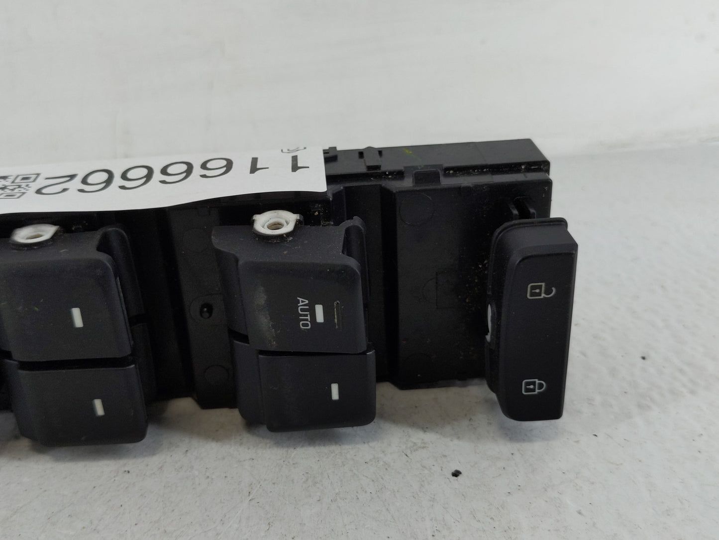 2015-2019 Hyundai Sonata Master Power Window Switch Replacement Driver Side Left P/N:93570C1000 Fits Fits 2015 2016 2017 201