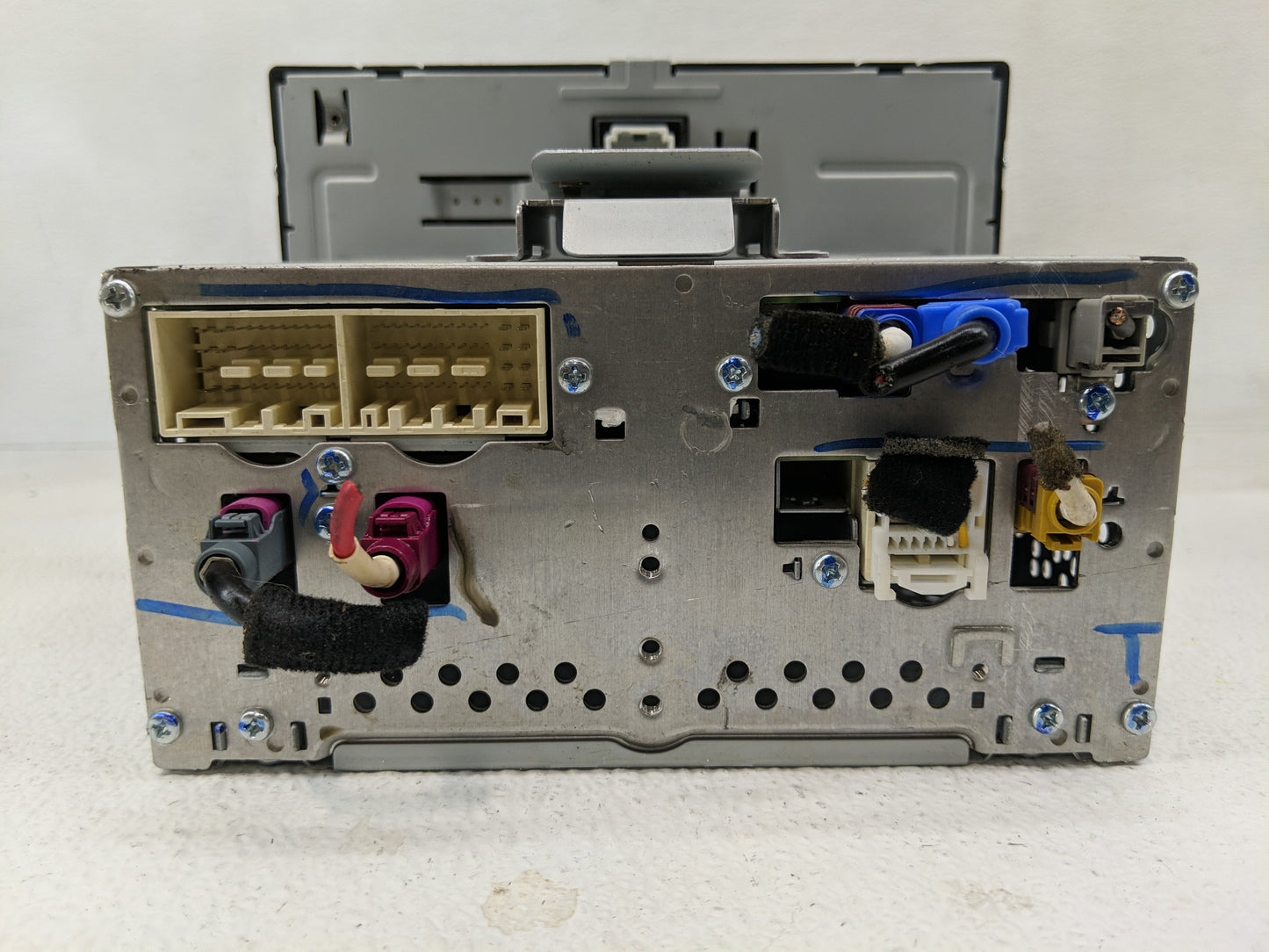 2018-2019 Hyundai Sonata Radio AM FM Cd Player Receiver Replacement P/N:96160C2UB04X Fits Fits 2018 2019 OEM Used Auto Parts