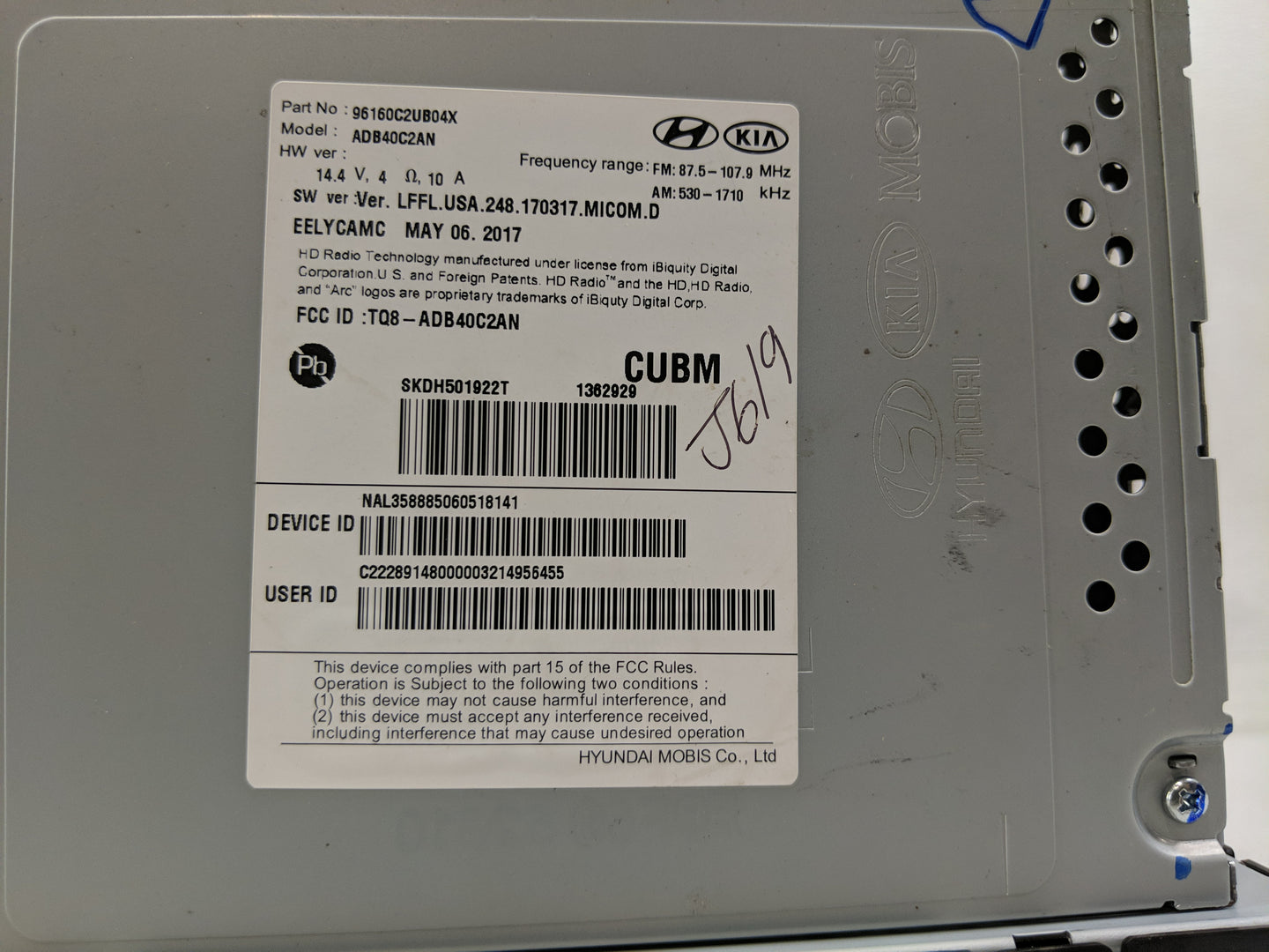2018-2019 Hyundai Sonata Radio AM FM Cd Player Receiver Replacement P/N:96160C2UB04X Fits Fits 2018 2019 OEM Used Auto Parts