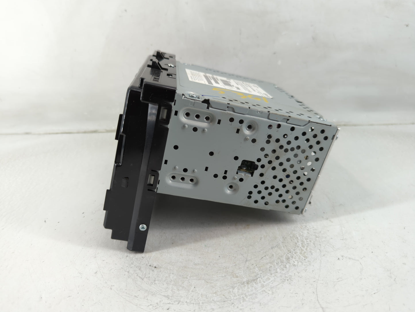 2018-2019 Hyundai Sonata Radio AM FM Cd Player Receiver Replacement P/N:96160C2UB04X Fits Fits 2018 2019 OEM Used Auto Parts