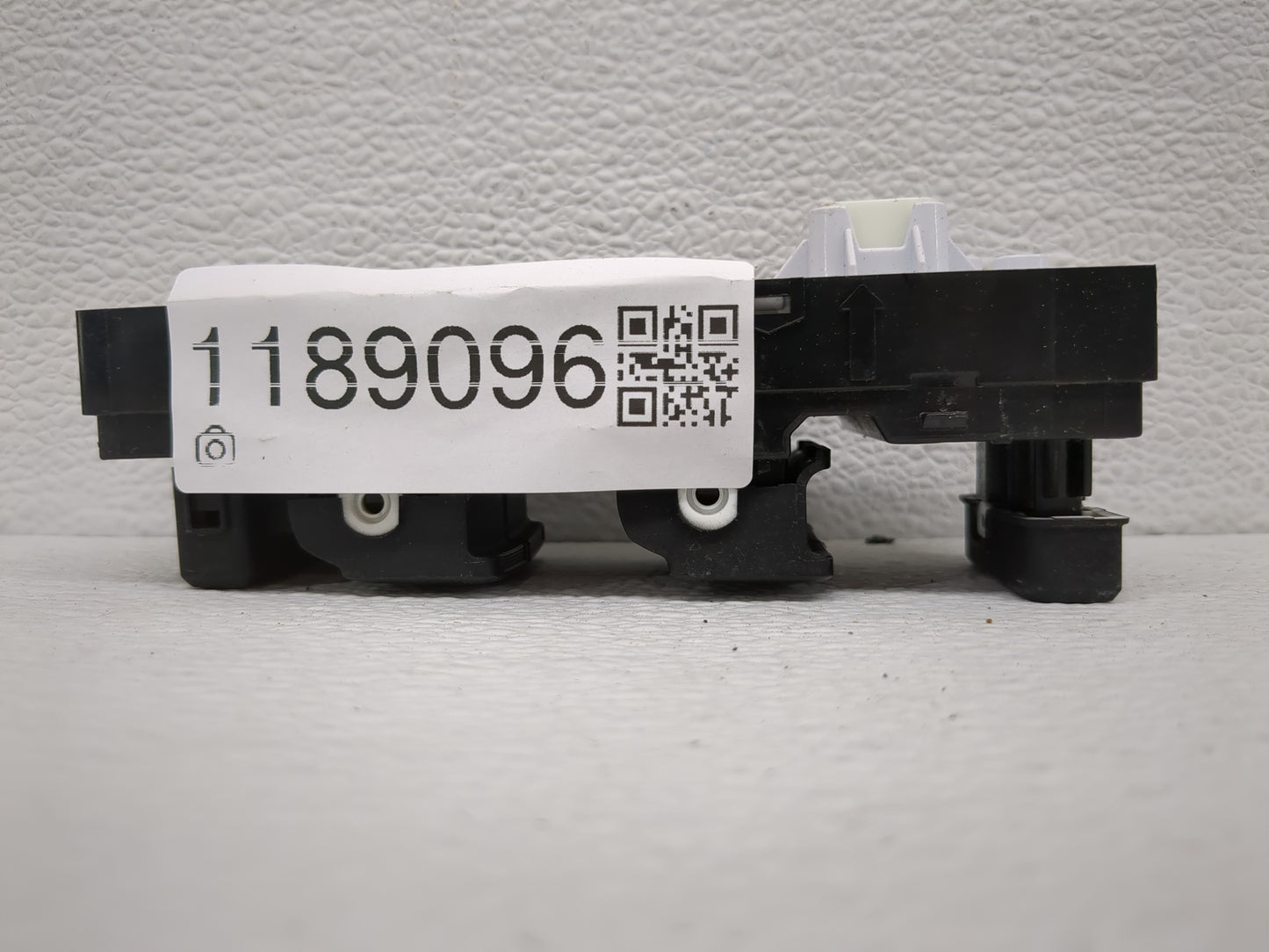 2015-2019 Hyundai Sonata Master Power Window Switch Replacement Driver Side Left P/N:93570-C1000 Fits OEM Used Auto Parts - 