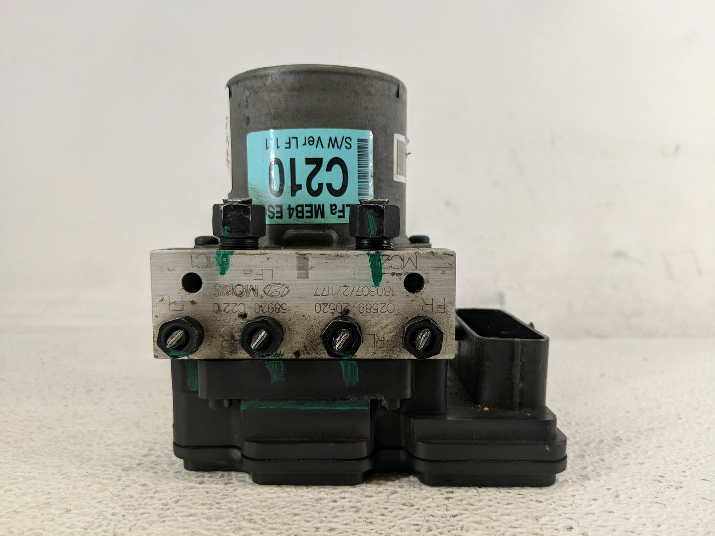 2018-2019 Hyundai Sonata ABS Pump Control Module Replacement P/N:C2589-20520 Fits Fits 2018 2019 OEM Used Auto Parts - Oemus