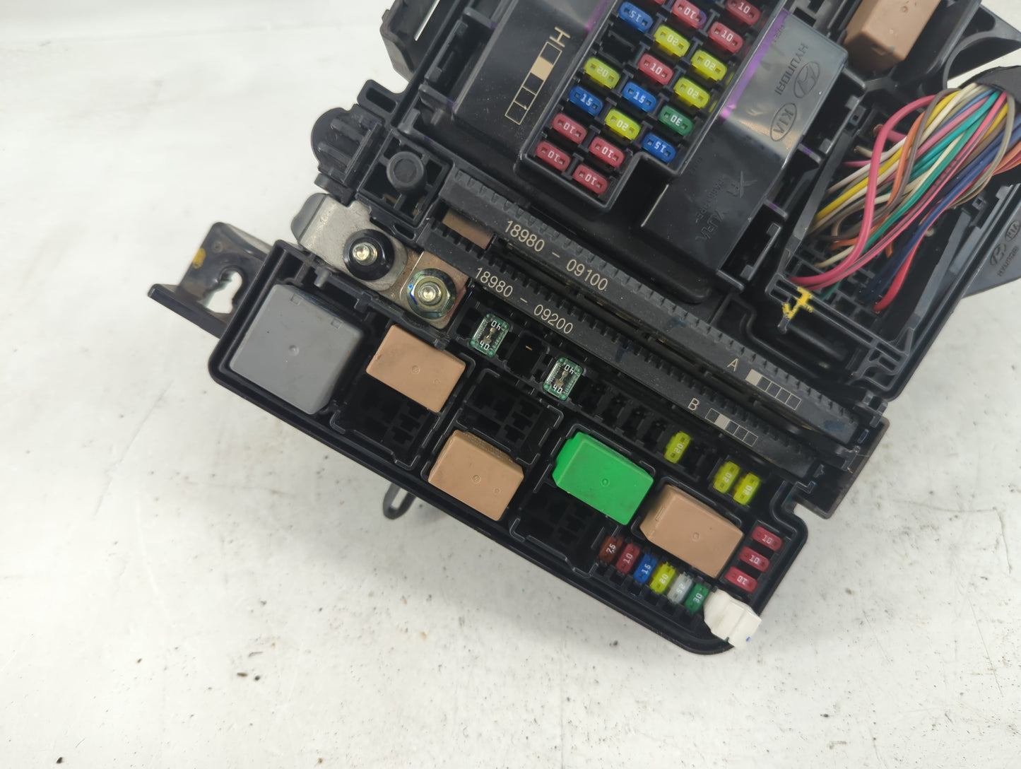 2018-2019 Hyundai Sonata Fusebox Fuse Box Panel Relay Module P/N:91951-C2850 Fits Fits 2018 2019 OEM Used Auto Parts - Oemus