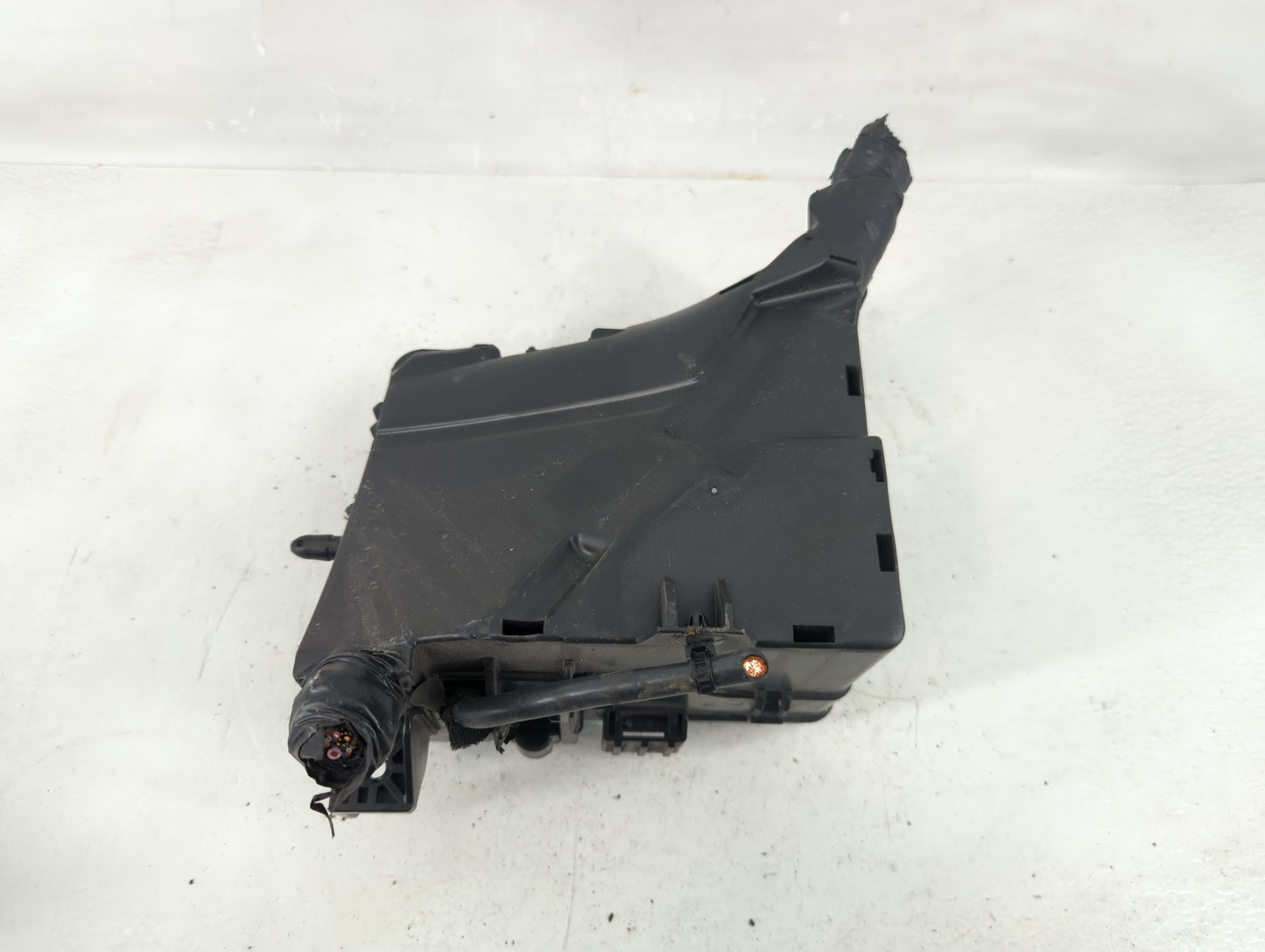2018-2019 Hyundai Sonata Fusebox Fuse Box Panel Relay Module P/N:91951-C2850 Fits Fits 2018 2019 OEM Used Auto Parts - Oemus