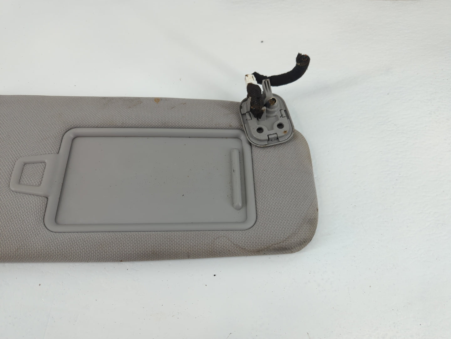 2015-2019 Hyundai Sonata Sun Visor Shade Replacement Passenger Right Mirror Fits Fits 2015 2016 2017 2018 2019 OEM Used Auto