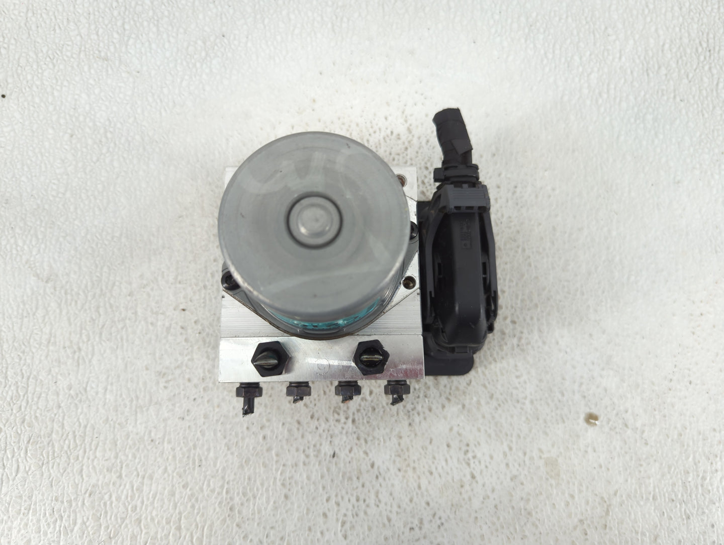 2018-2019 Hyundai Sonata ABS Pump Control Module Replacement P/N:C2589-30520 Fits Fits 2018 2019 OEM Used Auto Parts - Oemus