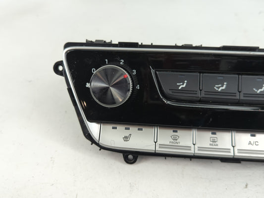 2018-2019 Hyundai Sonata Climate Control Module Temperature AC/Heater Replacement P/N:97250-C2AB0ZL5 Fits Fits 2018 2019 OEM Used Auto Parts