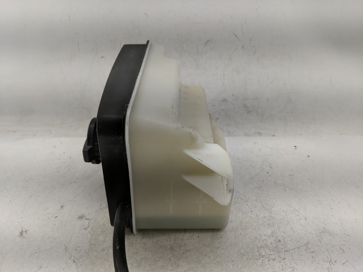 2015-2019 Hyundai Sonata Radiator Coolant Overflow Expansion Tank Bottle 1241259 - Oemusedautoparts1.com