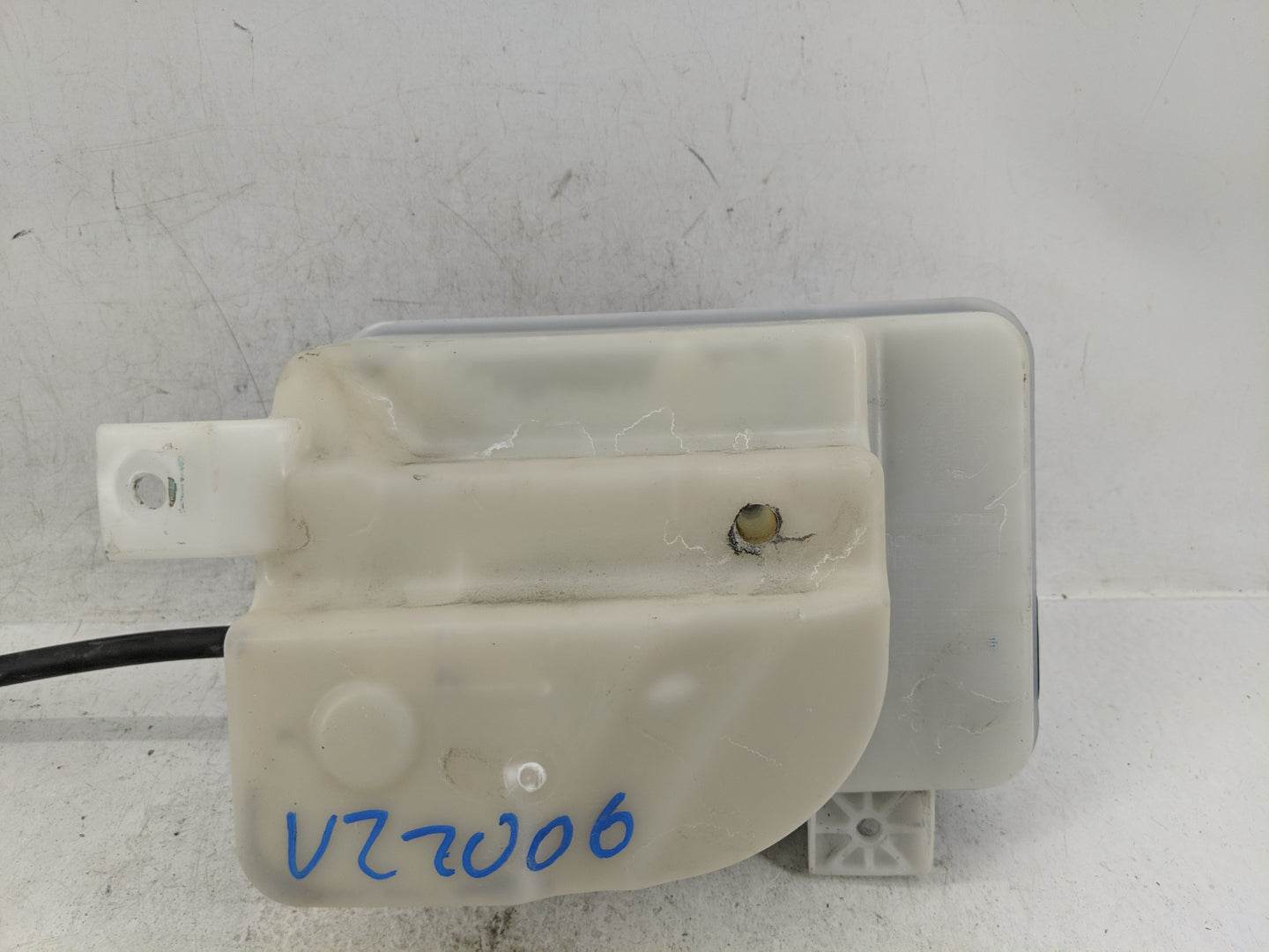 2015-2019 Hyundai Sonata Radiator Coolant Overflow Expansion Tank Bottle 1241259 - Oemusedautoparts1.com