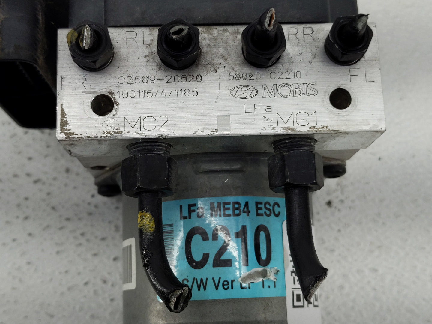 2018-2019 Hyundai Sonata ABS Pump Control Module Replacement P/N:58920-C2210 C2589-20520 Fits Fits 2018 2019 OEM Used Auto P