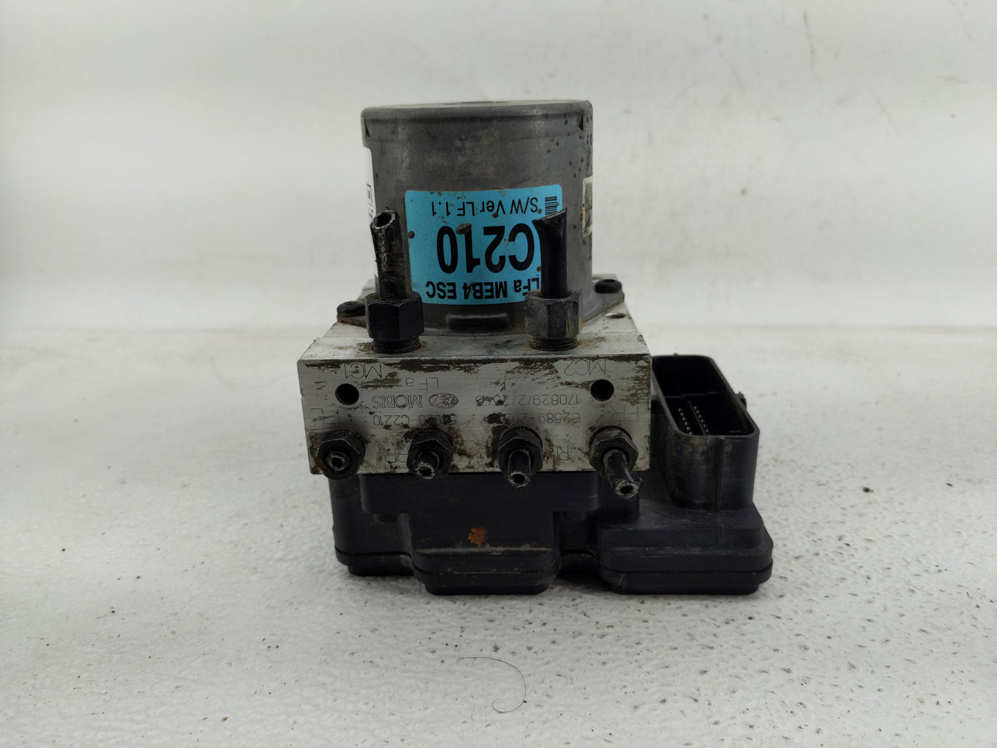 2018-2019 Hyundai Sonata ABS Pump Control Module Replacement P/N:58920-C2210 C2589-20520 Fits Fits 2018 2019 OEM Used Auto P