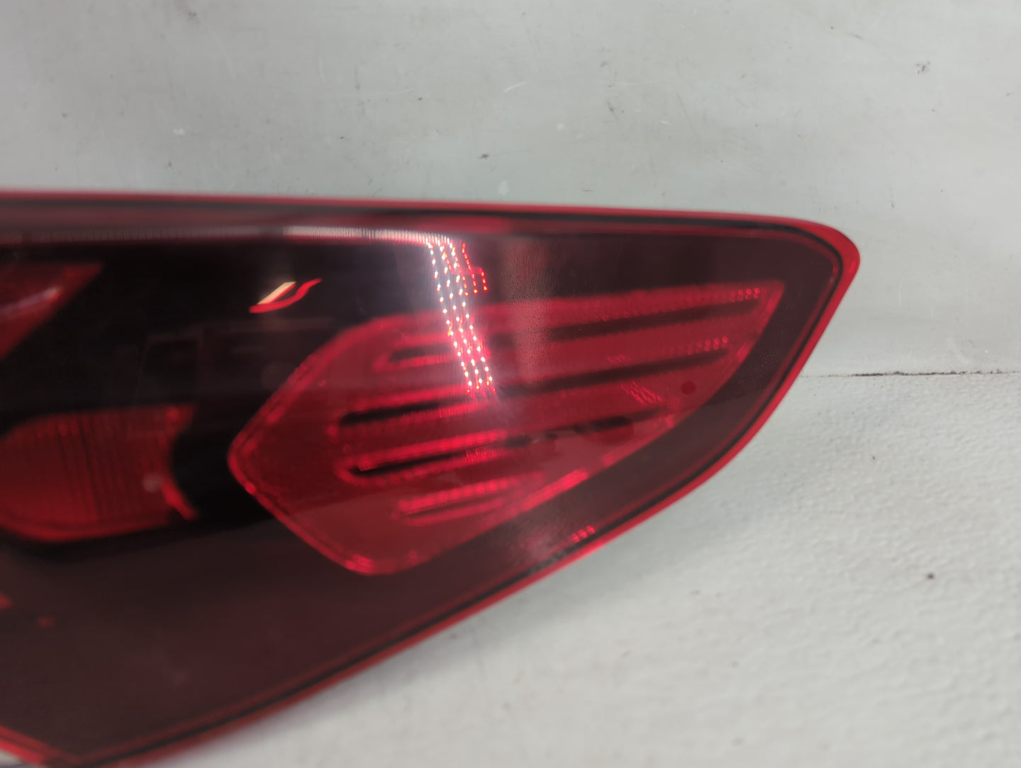 2018-2019 Hyundai Sonata Tail Light Assembly Passenger Right OEM Fits Fits 2018 2019 OEM Used Auto Parts - Oemusedautoparts1