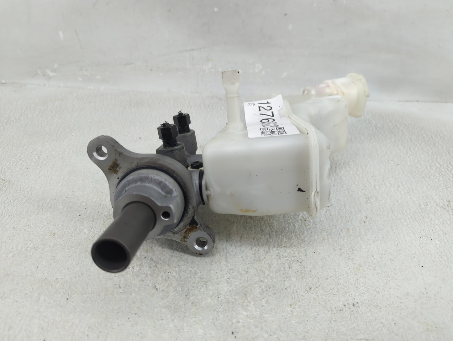 2015-2019 Hyundai Sonata Brake Master Cylinder - Oemusedautoparts1.com