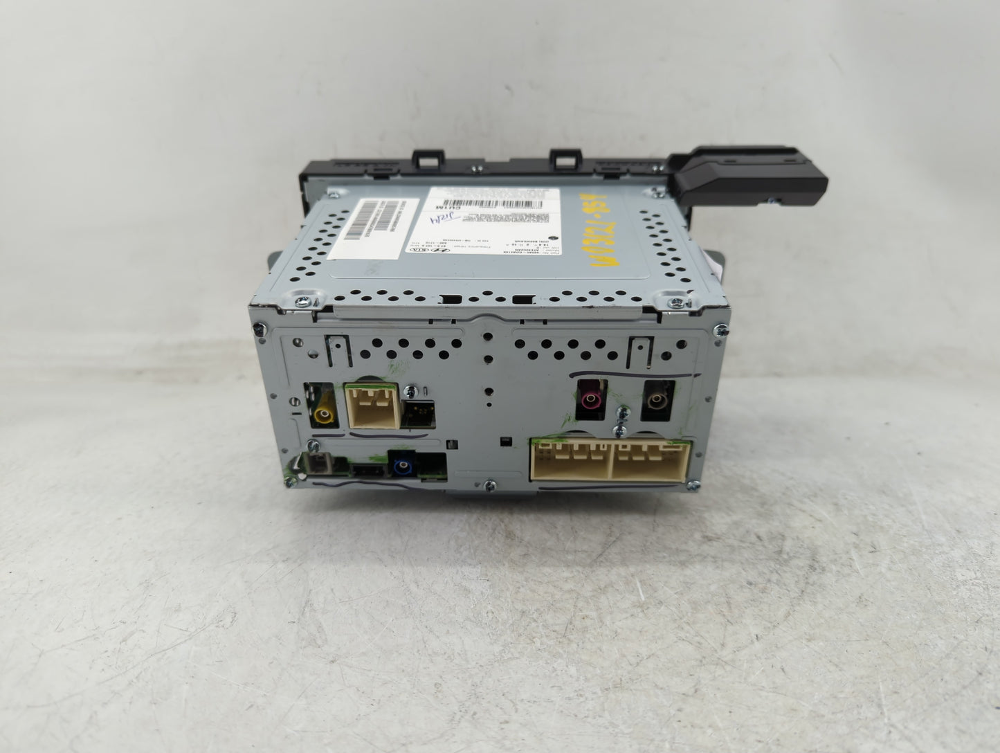 2018-2019 Hyundai Sonata Radio AM FM Cd Player Receiver Replacement P/N:96560-C2UU14X Fits Fits 2018 2019 OEM Used Auto Part