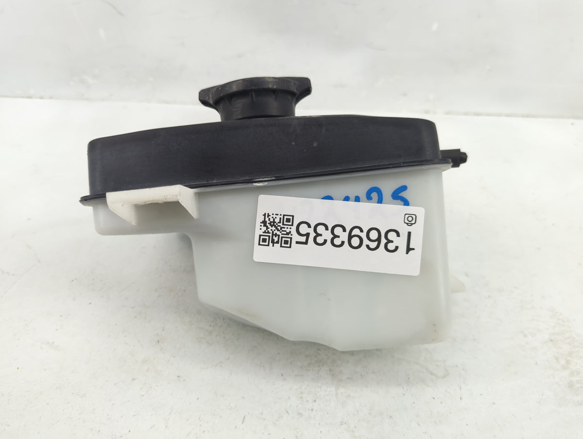 2015-2019 Hyundai Sonata Radiator Coolant Overflow Expansion Tank Bottle 1369335 - Oemusedautoparts1.com