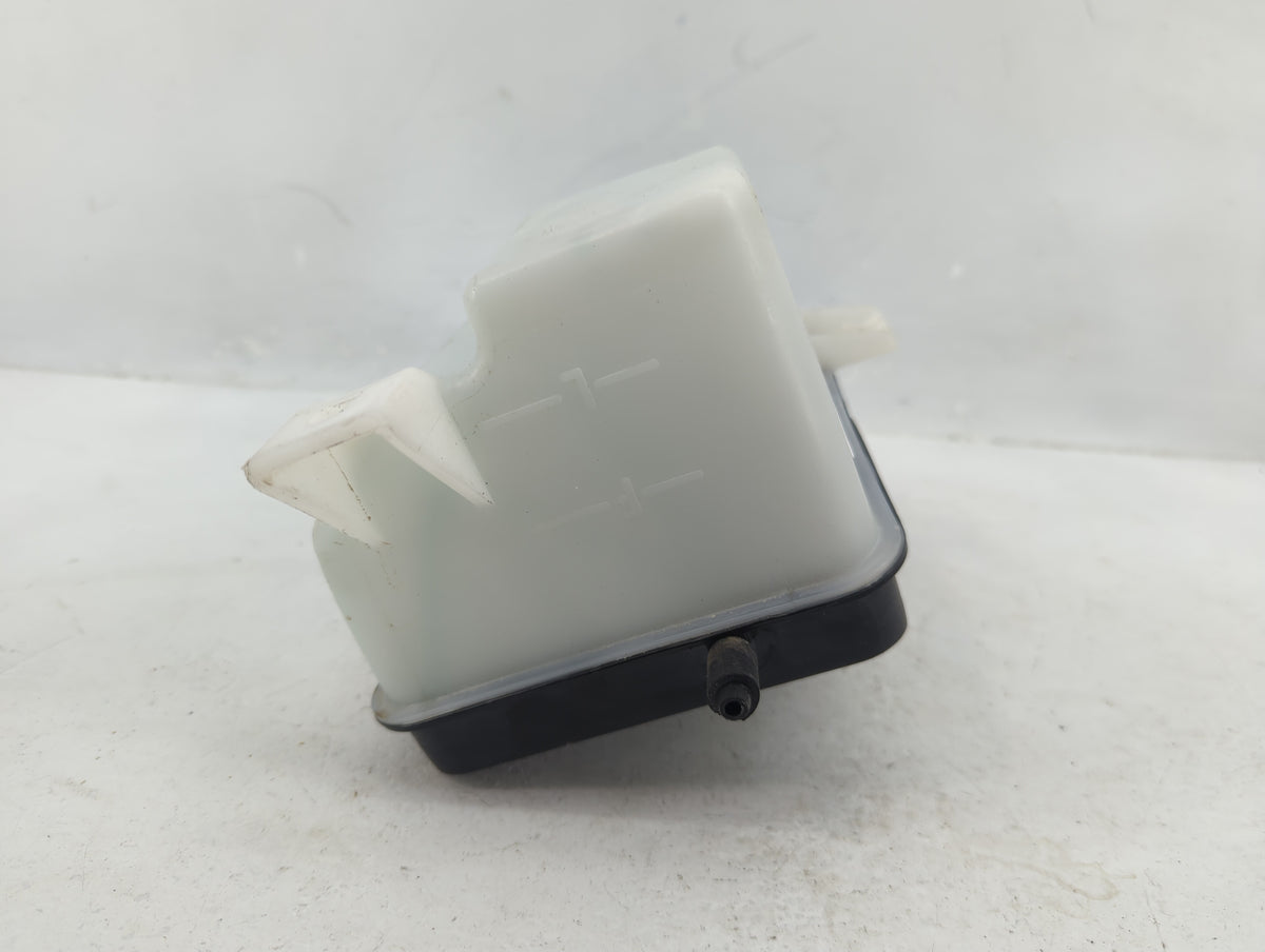 2015-2019 Hyundai Sonata Radiator Coolant Overflow Expansion Tank Bottle 1369335 - Oemusedautoparts1.com