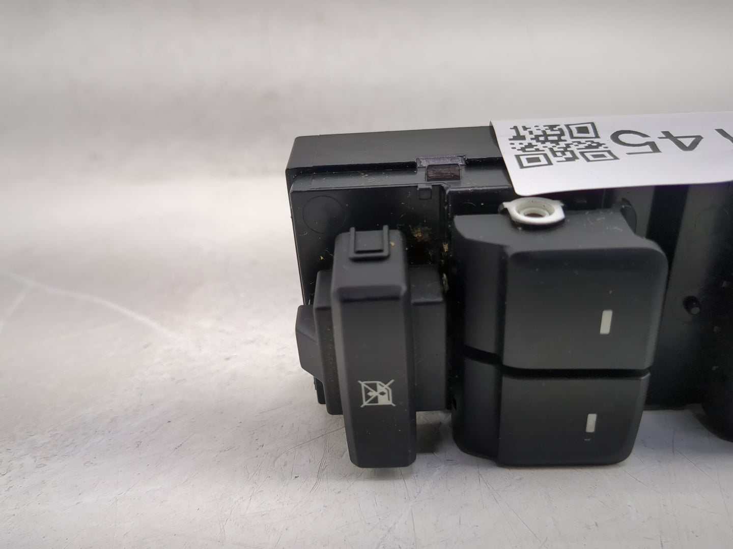 2015-2019 Hyundai Sonata Master Power Window Switch Replacement Driver Side Left P/N:93570-C1000 Fits OEM Used Auto Parts - 