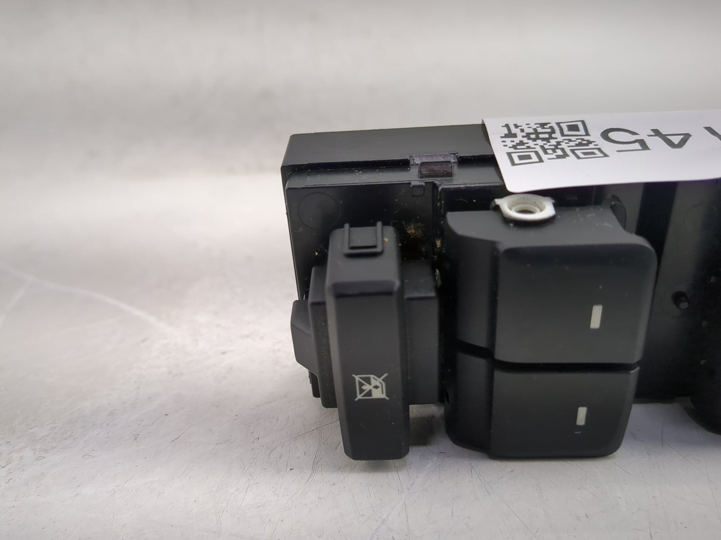 2015-2019 Hyundai Sonata Master Power Window Switch Replacement Driver Side Left P/N:93570-C1000 Fits OEM Used Auto Parts - 
